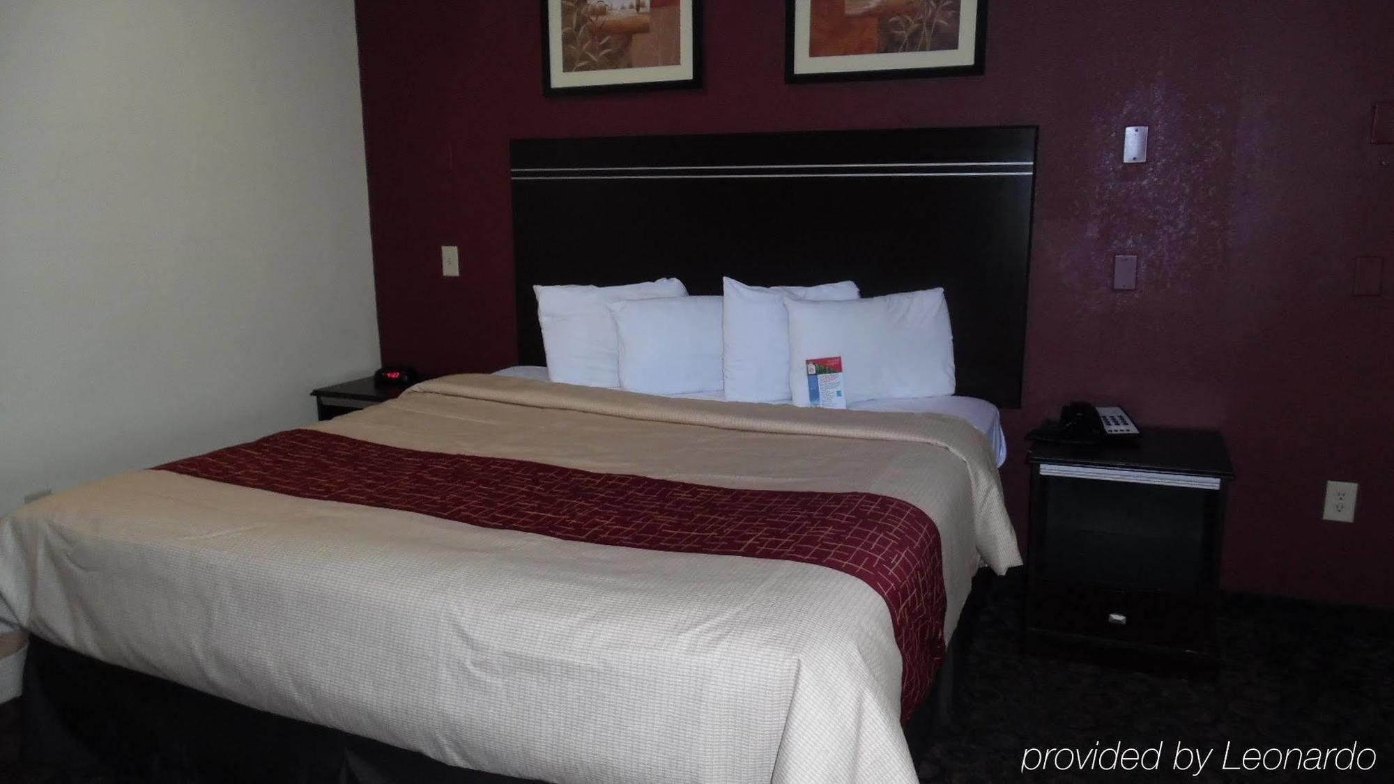 Oyo Hotel Lsu Порт Аллен Экстерьер фото
